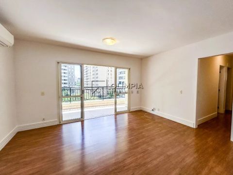 Locação Apartamento 3 Dormitórios - 102 m² Moema