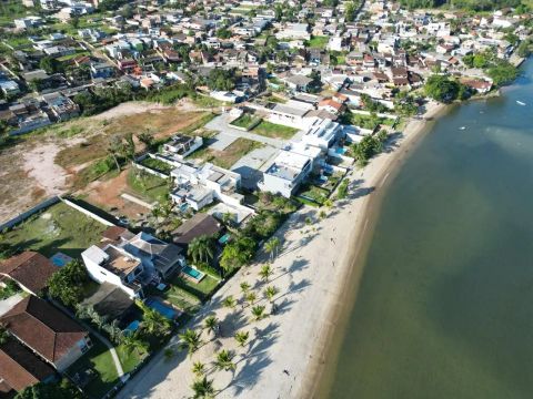 Casa Condomínio em Angra- Casa "Pé na areia"- 02 quartos