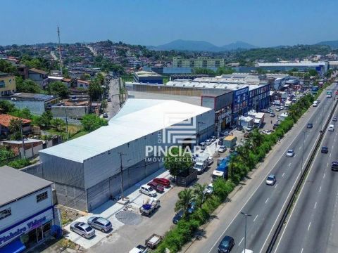 Loja de 47m² + 18m² de mezanino - Para alugar por R$8.000 - Colubandê - São Gonçalo/Niteró
