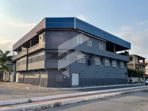 Vende-se Imóvel comercial de 1400m², todo reformado em Alvorada, Vila Velha.