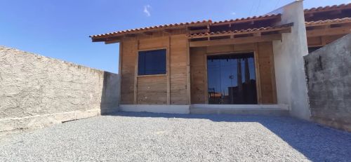 CASA RESIDENCIAL ARAQUARI - SC