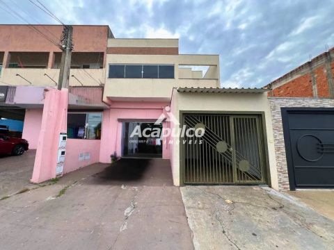Casa e salão comercial à venda, no bairro Jardim Boer II em Americana/SP.