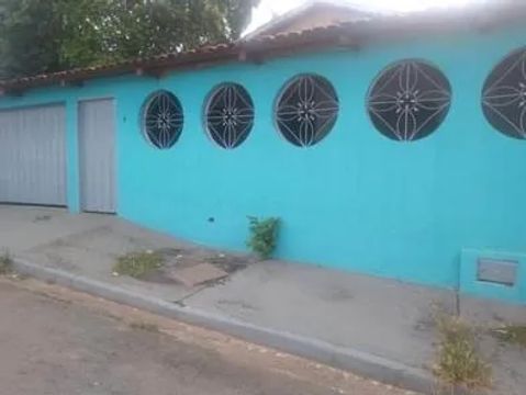 VENDO CASA + BARRACÃO 