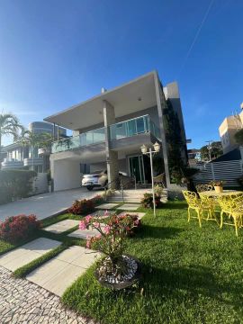 Casa  em  Condomínio Fechado 4  SUITES