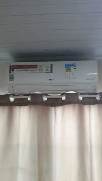Split LG 9K INVERTER novinho. Oportunidade.