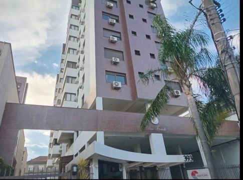 PLANEJAR IMÓVEIS ALUGA: Apartamento no bairro Bom Fim, em Porto Alegre. Localizado na Rua 
