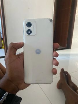 Moto E13