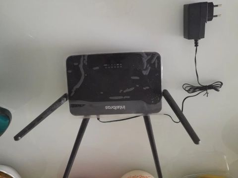 Roteador 5G Intel Action RG 1200