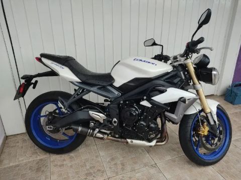 Triumph street triple duvido igual vendo ou troco 