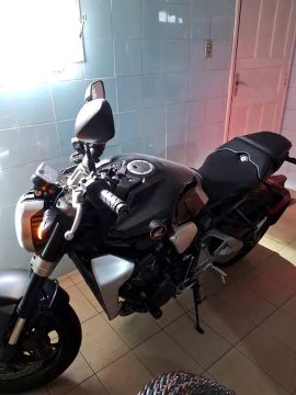 Cb1000r