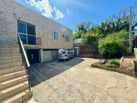 Casa à venda, 3 quartos, 3 vagas, Itararé - Santa Maria/RS