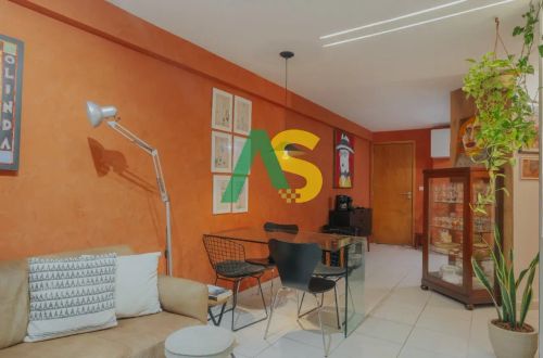 Alugo Apartamento 02 quartos, Andar Alto, 50 m2, Mobiliado, a uma quadra da Praia de Boa V