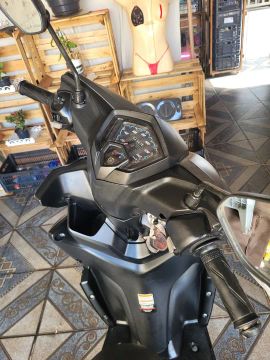 Moto Yamaha neo automatica