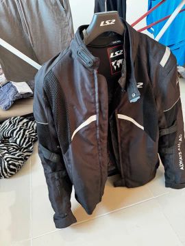 Jaqueta moto LS2 / pra vender logo