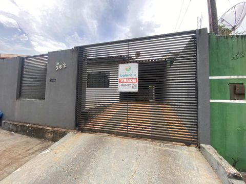 CASA À VENDA NO N.H MICHEL SONI EM APUCARANA