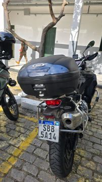 Bauleto GIVI 45 litros monolock - com encosto original Givi.