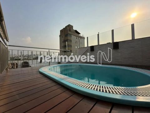 Cobertura à venda no bairro Padre Eustáquio com 4 dormitórios/quartos e 242m².
