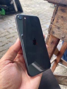 iPhone SE 2 geração 