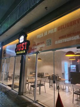 Hamburgueria no Tingui 