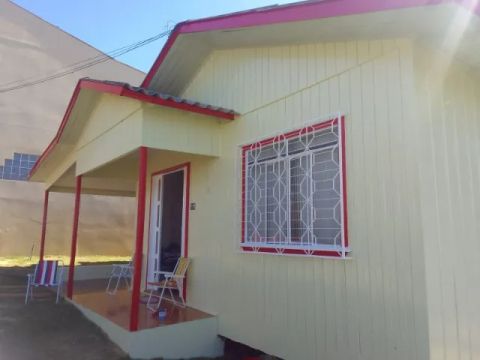 Casa Três Vendas - Tranquila e no alto
