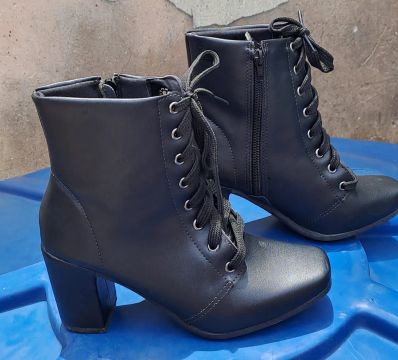 Bota Coturno Feminina Preta - Tamanho 37