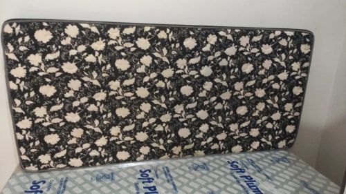 Vende-se uma cama