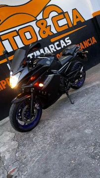 XJ6 F
