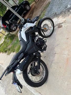 Moto zera sem detalhes 
