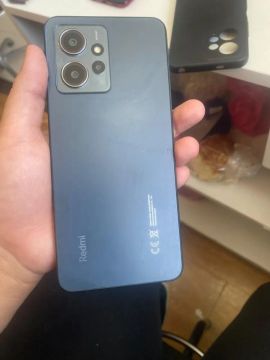 Xiaomi Redmi 12 note