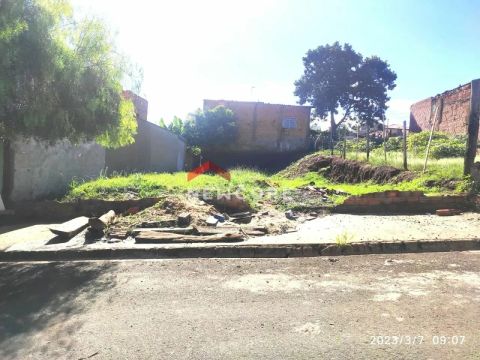 Lote em Rua Túlio D'Auto - Jardim Monte Mor - Botucatu/SP