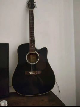 Violão acústico 