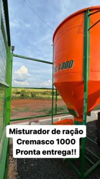 Misturador de Ração 1000 Cremasco
