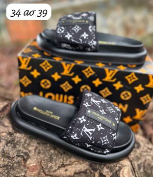 Chinelos Louis Vuitton - Luxo e conforto para seus pés