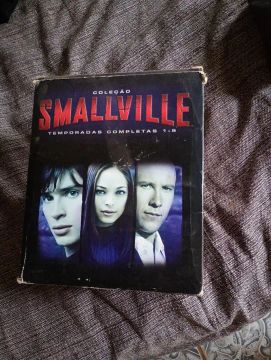Coleção Smallville - Temporadas Completas 1-5