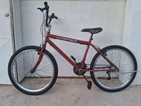 Bicicleta aro 26 de marcha.