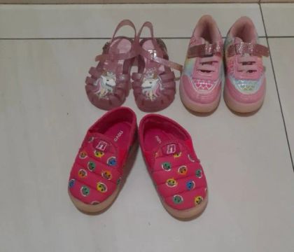 Lote de tênis infantil
