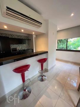 Apartamento à venda em Três Figueiras com 51 m², 1 quarto, 1 vaga
