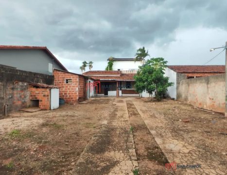 Edícula 2/4, Lote 360m² na 208 Sul (ARSE 23), Palmas - TO