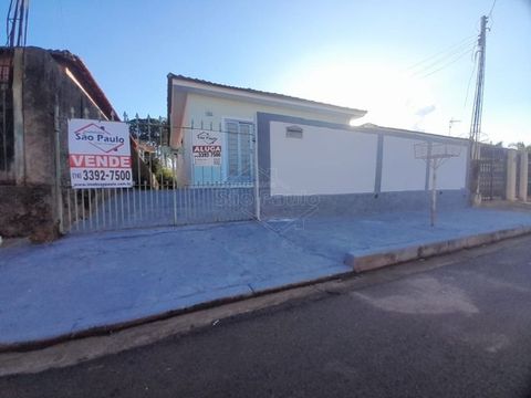 Venda de Casas / Padrão na cidade de Motuca