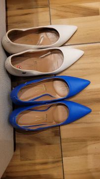 Sapato Scarpin Branco, Azul e Rosa