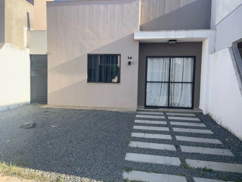 VENDE-SE casa no condomínio JARDIM DAS ACÁCIAS Pampalona 