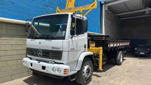 Mercedes Atron 1719 Munck 2015 