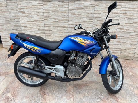 Vendo CBX 200 STRADA 2001?.