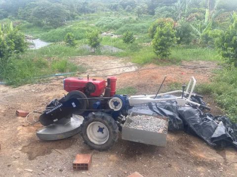 TOBATTA 9HP COM ROÇADEIRA MAQUINA FORT