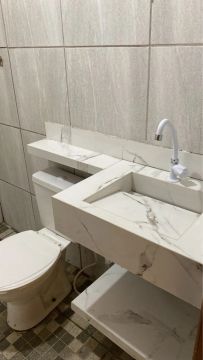 Vende-se casa escriturada 