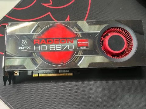 RADEON HD 6970 XFX - COM DEFEITO