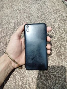 Smartphone Preto - Tela Grande
