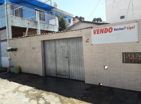Vendo urgente Terreno com casa no Cajuru