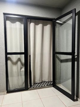 Portas Sasazaki Semi Novas - VENDIDO