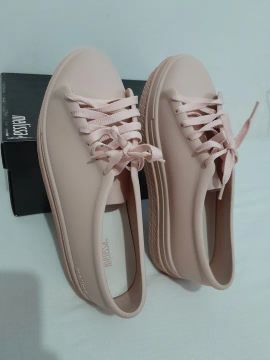 Tênis com plataforma Melissa
